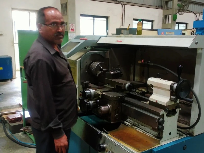 Auto Lathe Machine