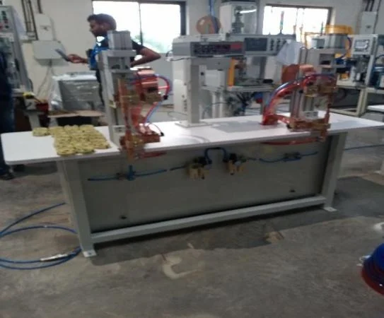 Dual Head AC Spot Welding